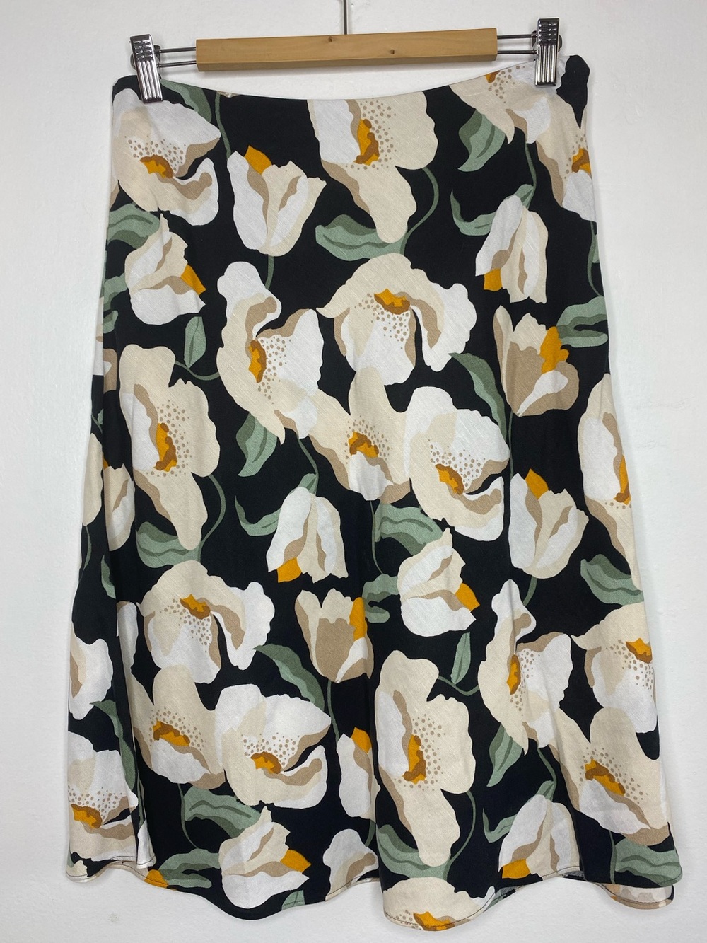 NWOT Ann Taylor Linen blend floral Midi Skirt Size 8P